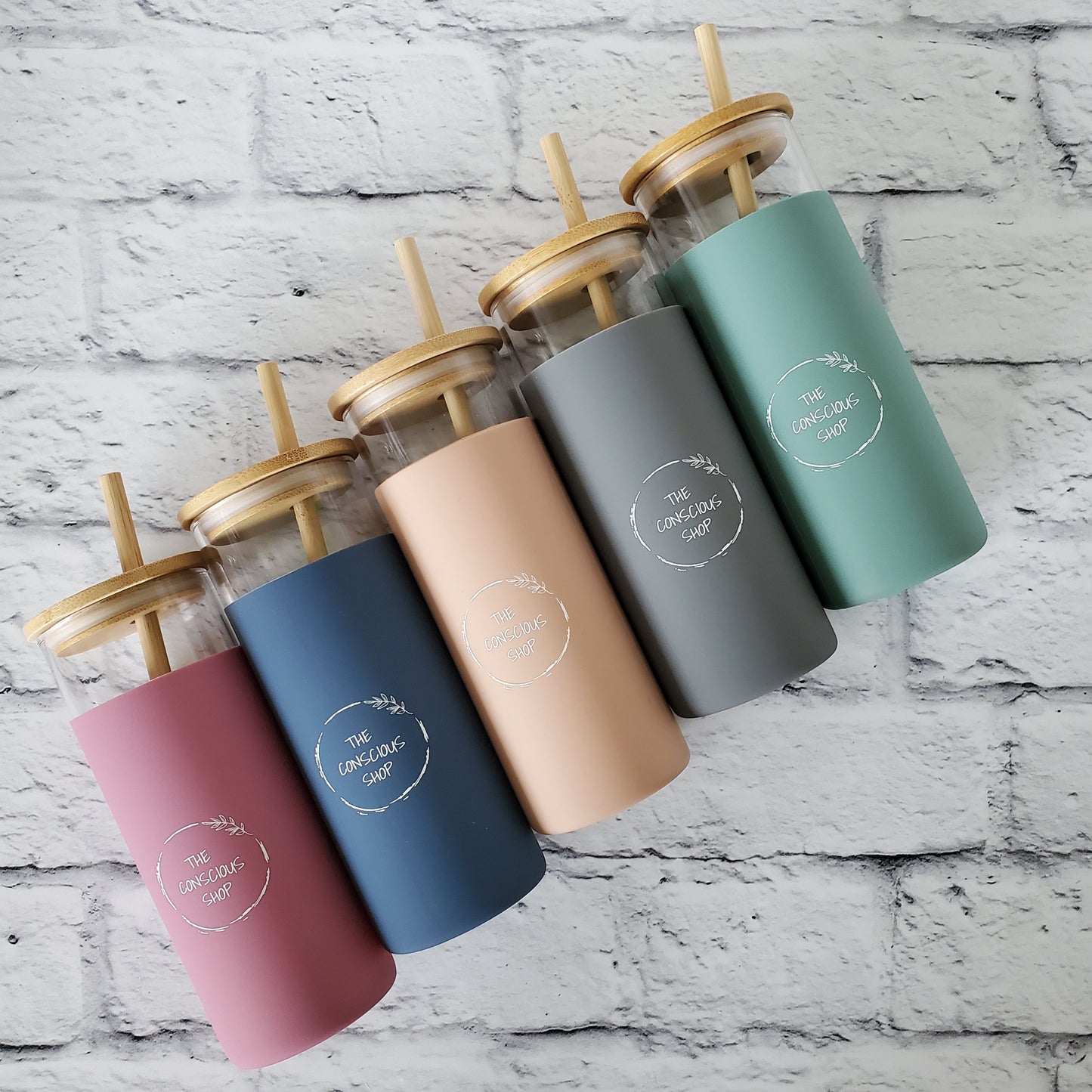 Reusable Borosilicate Glass Water Bottle with Silicone Sleeve, Bamboo Lid & Straw